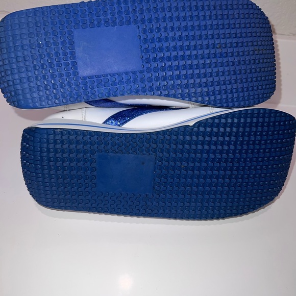 Soda platform sneakers size 8.5 - Picture 6 of 11